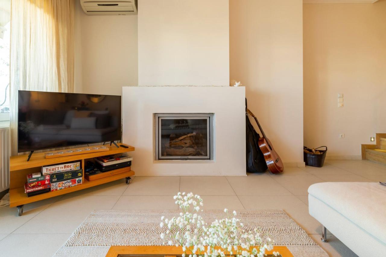 Something Different In Chalkida Apartment Kanithos ภายนอก รูปภาพ