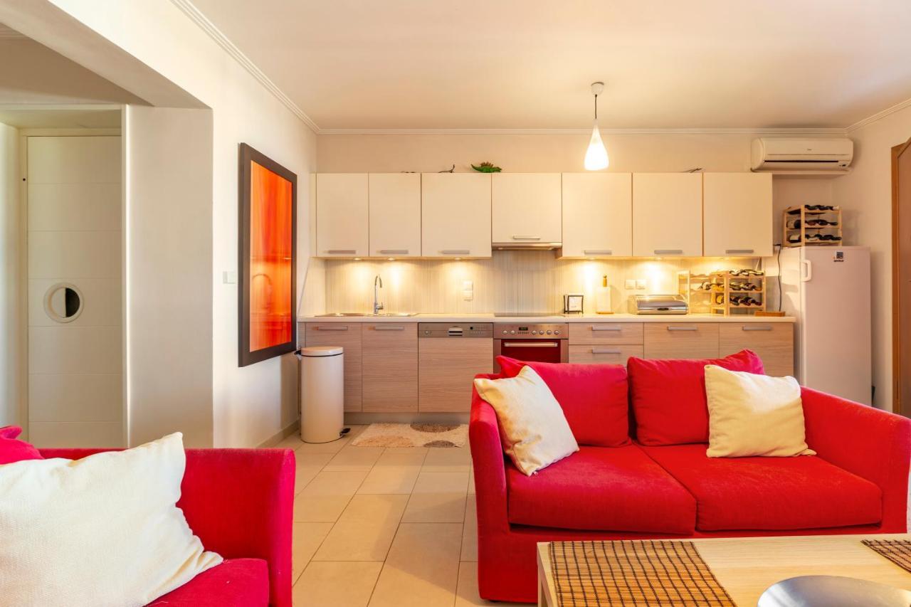 Something Different In Chalkida Apartment Kanithos ภายนอก รูปภาพ